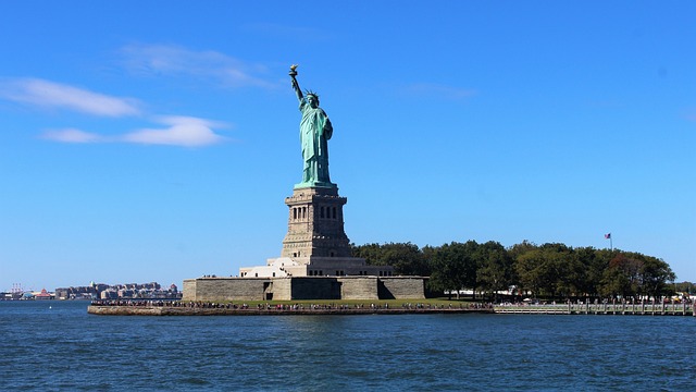 Statue of Liberty, New York - great places to visit in north america - Airline-topdeals